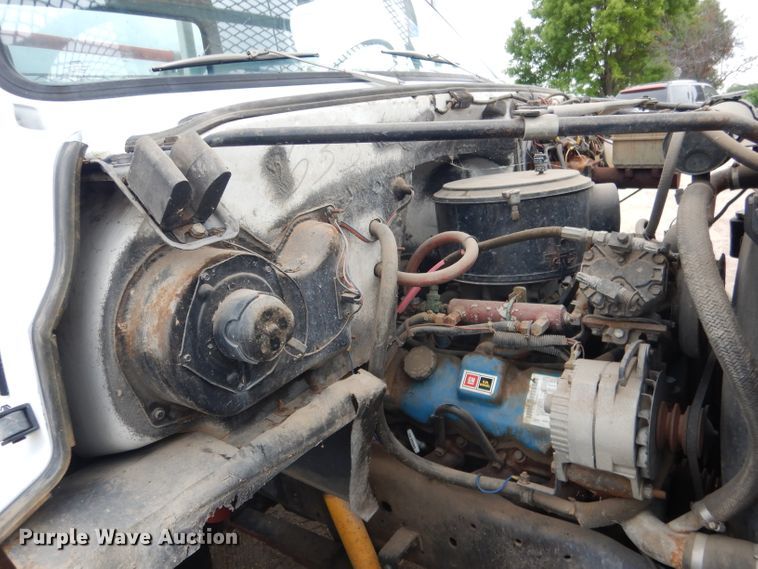 image for item DG5816 1990 GMC C6500 bucket truck