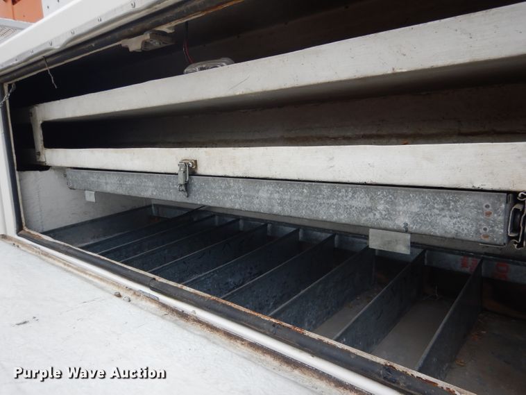 image for item DG5816 1990 GMC C6500 bucket truck