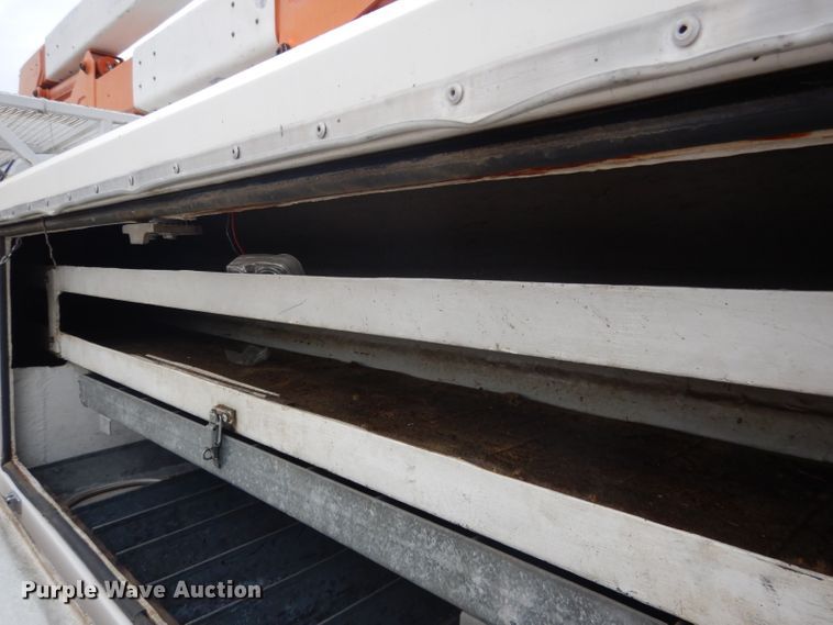 image for item DG5816 1990 GMC C6500 bucket truck