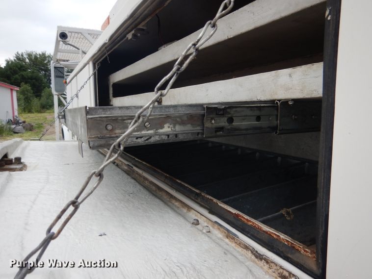 image for item DG5816 1990 GMC C6500 bucket truck