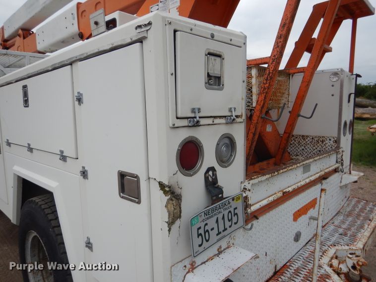 image for item DG5816 1990 GMC C6500 bucket truck
