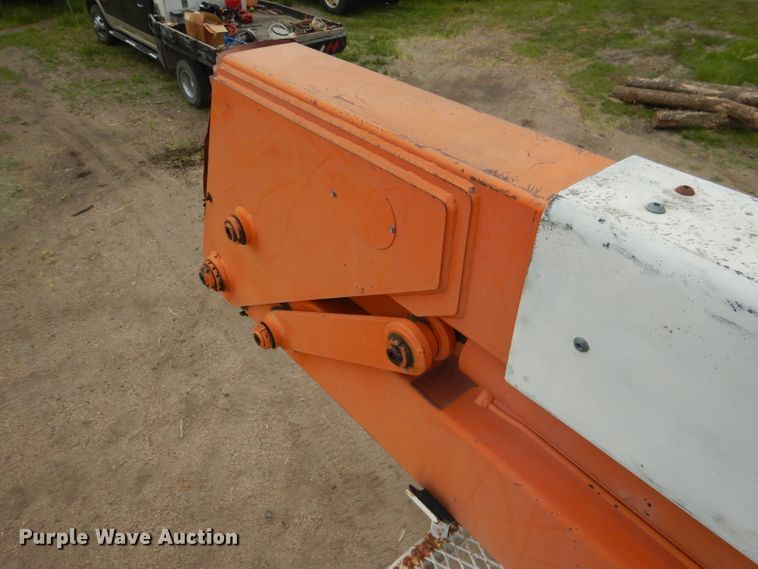 image for item DG5816 1990 GMC C6500 bucket truck