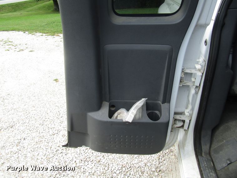 image for item DG8046 2006 Dodge Dakota Club Cab pickup truck