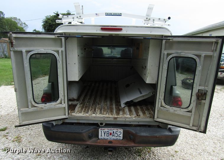 image for item DG8046 2006 Dodge Dakota Club Cab pickup truck