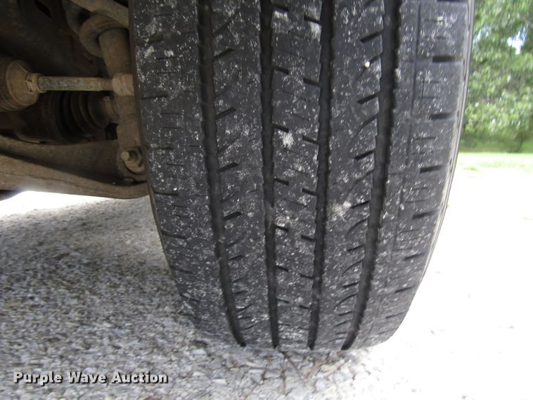 image for item DG8046 2006 Dodge Dakota Club Cab pickup truck