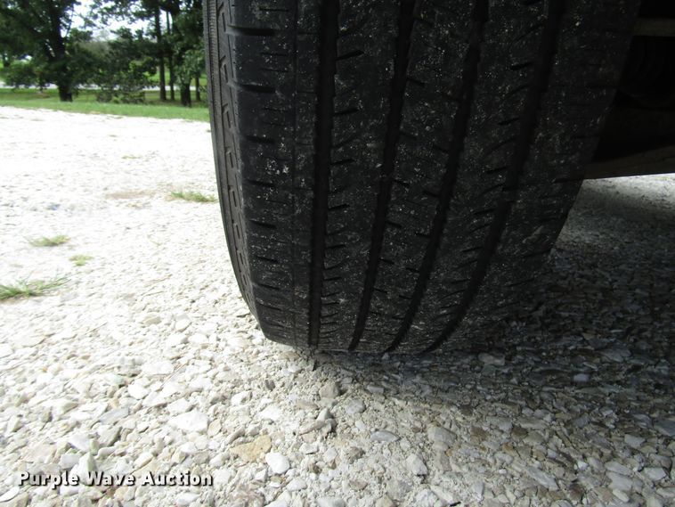 image for item DG8046 2006 Dodge Dakota Club Cab pickup truck