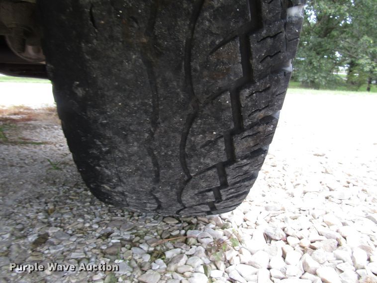 image for item DG8047 2002 Chevrolet Silverado 2500HD Crew Cab pickup truck