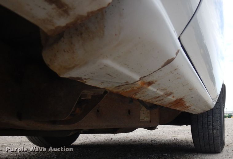 image for item DH0323 2006 GMC Sierra 1500 pickup truck