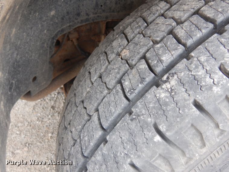 image for item DH0323 2006 GMC Sierra 1500 pickup truck