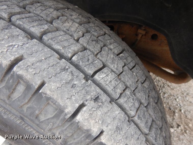 image for item DH0323 2006 GMC Sierra 1500 pickup truck