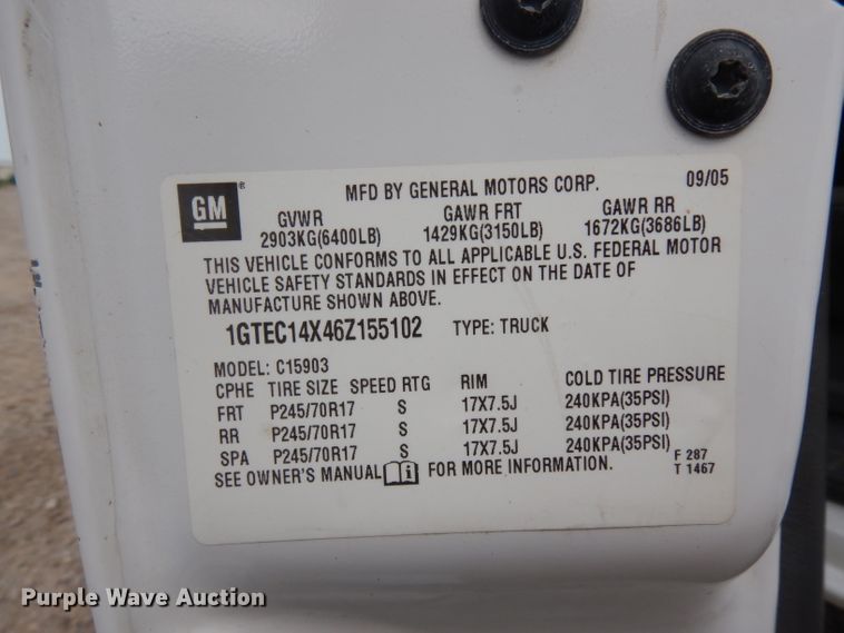 image for item DH0323 2006 GMC Sierra 1500 pickup truck