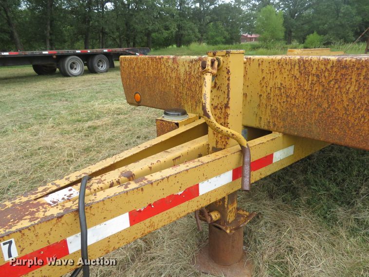 image for item DH1504 2000 Redi Haul FSL21210 equipment trailer