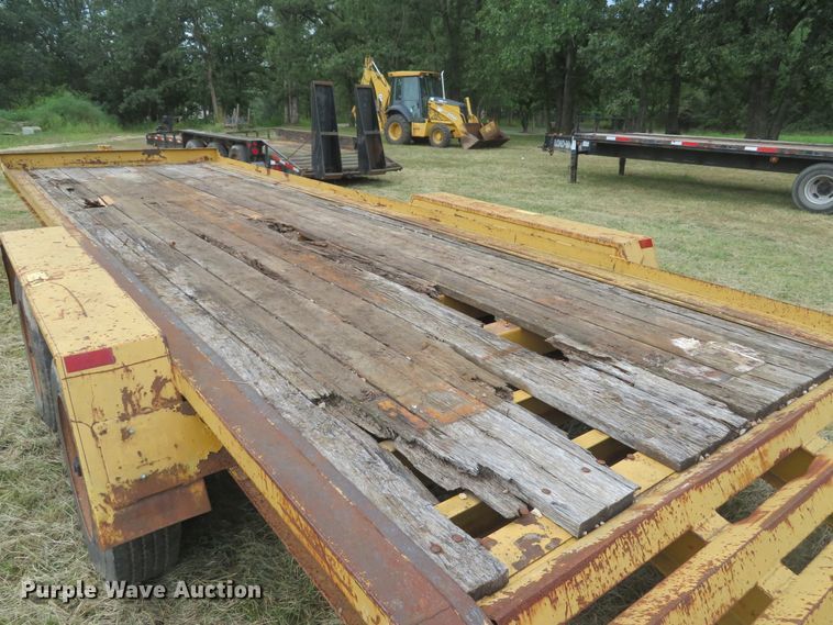 image for item DH1504 2000 Redi Haul FSL21210 equipment trailer