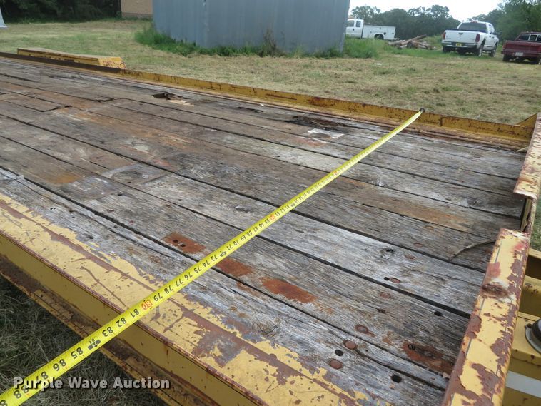 image for item DH1504 2000 Redi Haul FSL21210 equipment trailer