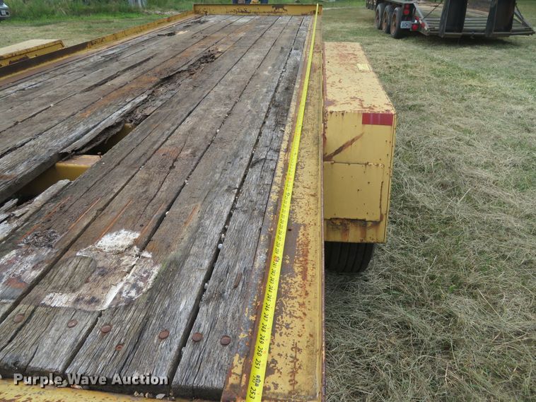 image for item DH1504 2000 Redi Haul FSL21210 equipment trailer