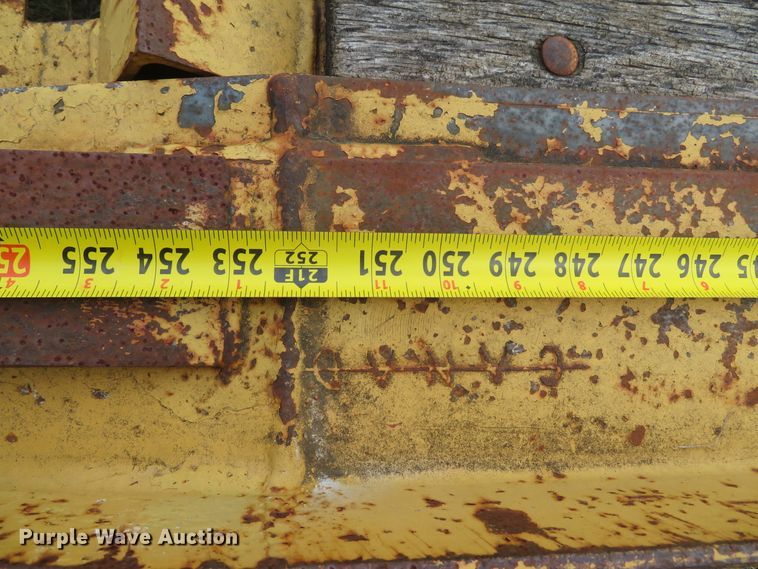 image for item DH1504 2000 Redi Haul FSL21210 equipment trailer