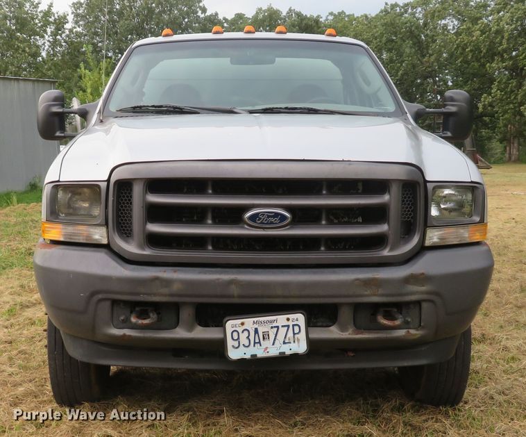 image for item DH1505 2004 Ford F550 Super Duty XL utility bed truck