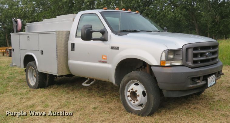 image for item DH1505 2004 Ford F550 Super Duty XL utility bed truck