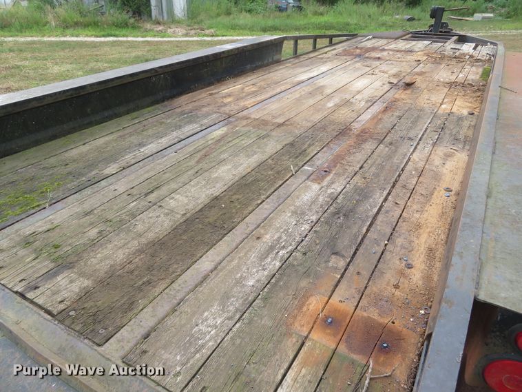 image for item DH1506 2007 Belshe BF9T equipment trailer