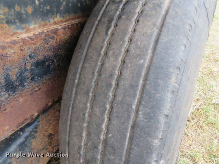 image for item DH1506 2007 Belshe BF9T equipment trailer