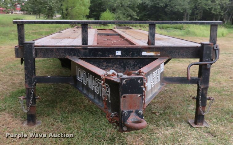 image for item DH1507 2004 Load Master 9117 equipment trailer