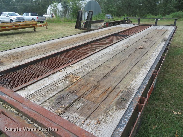 image for item DH1507 2004 Load Master 9117 equipment trailer