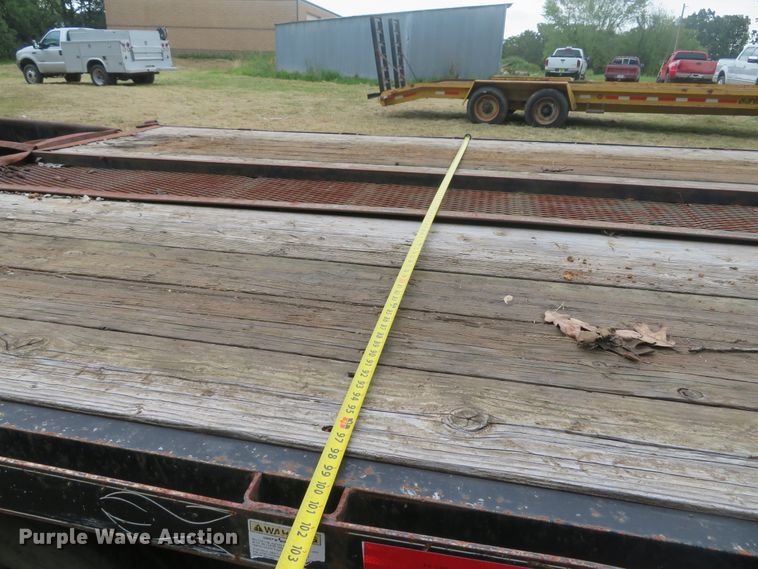 image for item DH1507 2004 Load Master 9117 equipment trailer