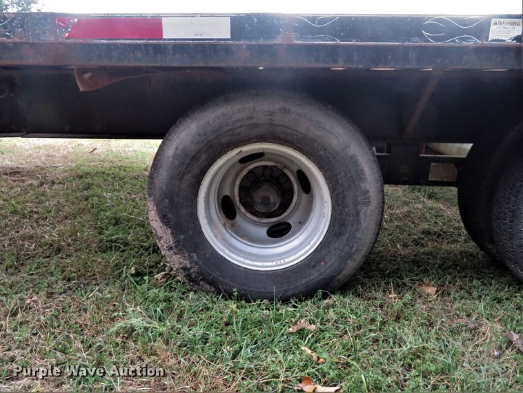 image for item DH1507 2004 Load Master 9117 equipment trailer