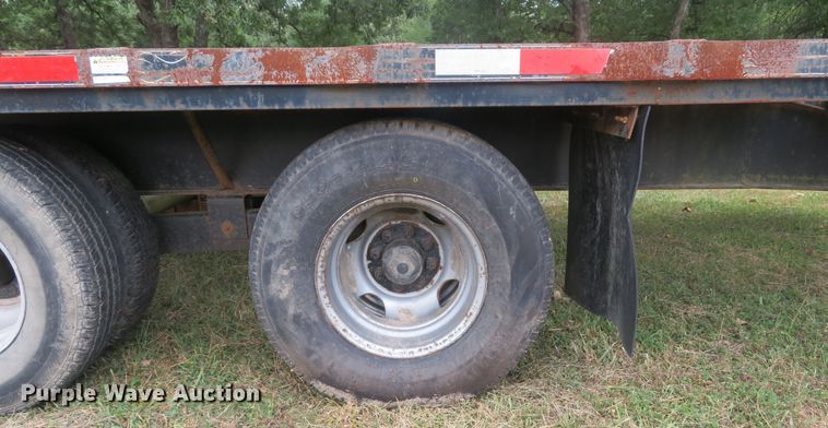 image for item DH1507 2004 Load Master 9117 equipment trailer
