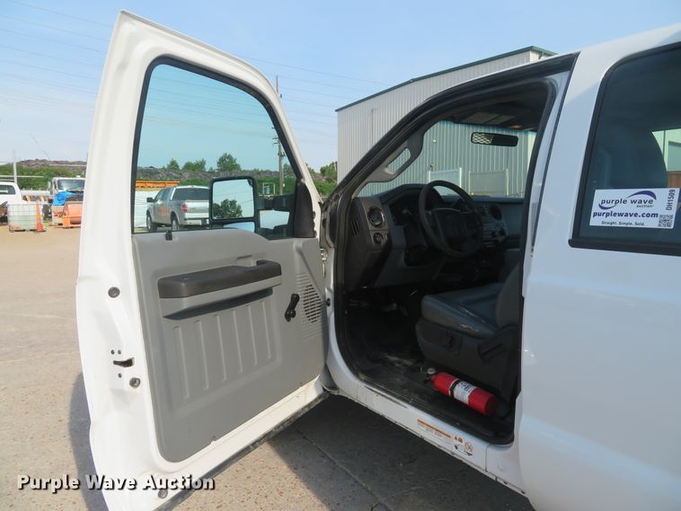 image for item DH1509 2011 Ford F450 Super Duty XL Crew Cab flatbed truck