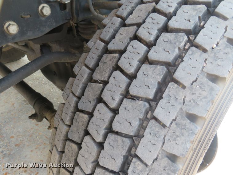 image for item DH1509 2011 Ford F450 Super Duty XL Crew Cab flatbed truck