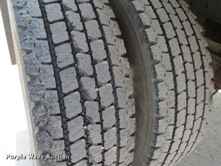 image for item DH1509 2011 Ford F450 Super Duty XL Crew Cab flatbed truck