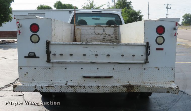 image for item DH1510 2005 Ford F450 Super Duty XL utility bed truck