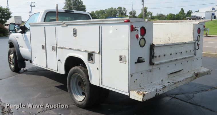 image for item DH1510 2005 Ford F450 Super Duty XL utility bed truck