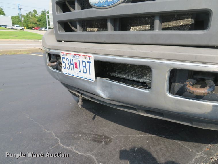 image for item DH1510 2005 Ford F450 Super Duty XL utility bed truck