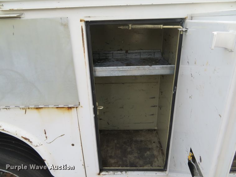 image for item DH1510 2005 Ford F450 Super Duty XL utility bed truck