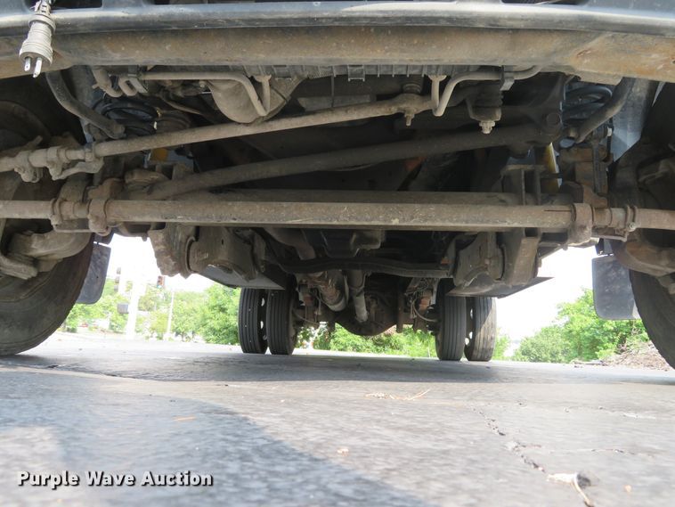 image for item DH1510 2005 Ford F450 Super Duty XL utility bed truck