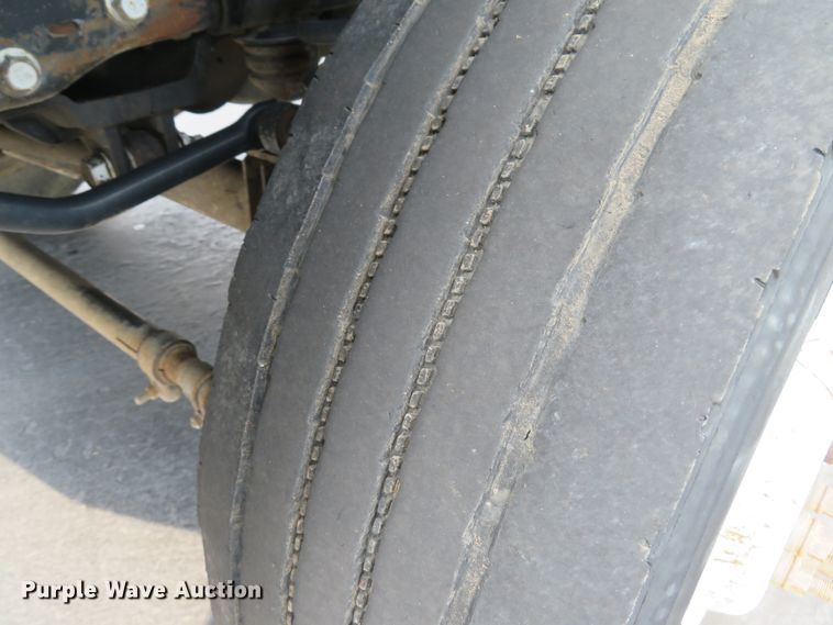 image for item DH1510 2005 Ford F450 Super Duty XL utility bed truck