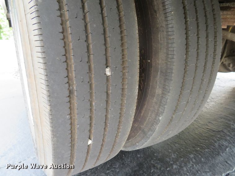 image for item DH1510 2005 Ford F450 Super Duty XL utility bed truck