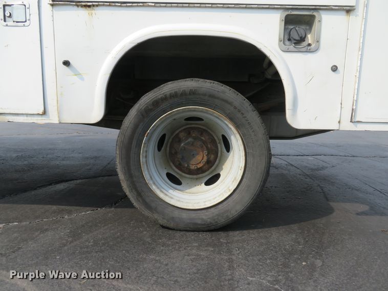 image for item DH1510 2005 Ford F450 Super Duty XL utility bed truck