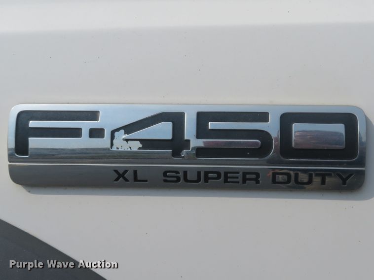 image for item DH1510 2005 Ford F450 Super Duty XL utility bed truck