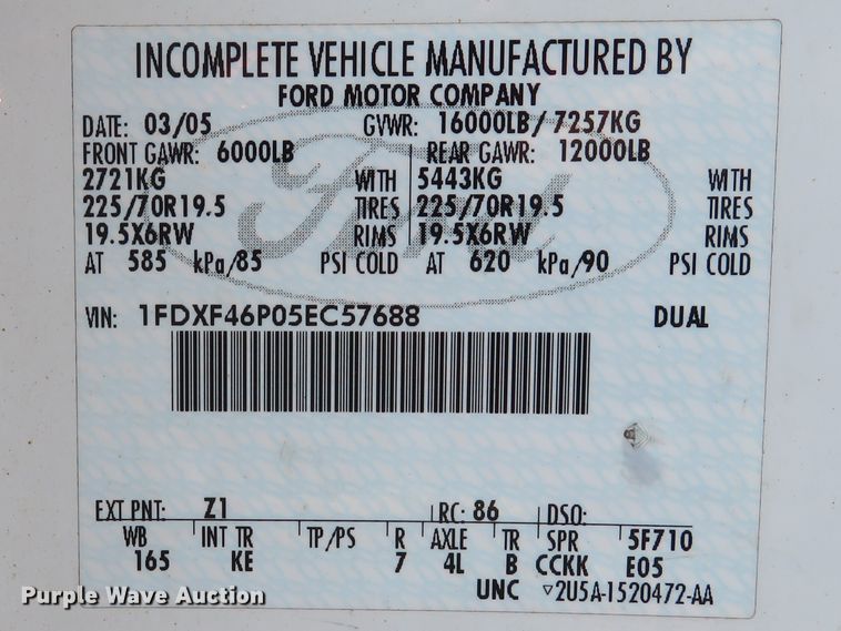 image for item DH1510 2005 Ford F450 Super Duty XL utility bed truck