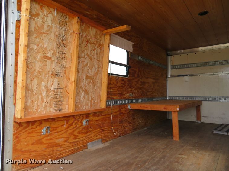 image for item DH1514 2002 Ford Econoline E350 Super Duty box truck