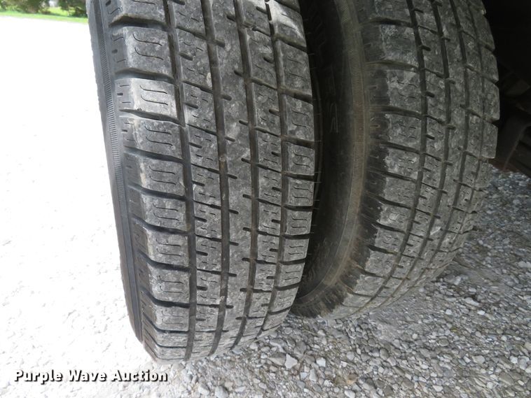 image for item DH1514 2002 Ford Econoline E350 Super Duty box truck