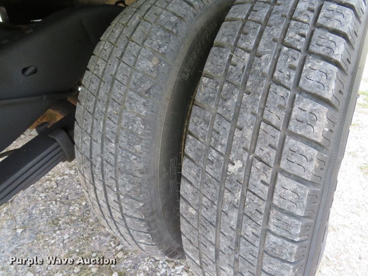 image for item DH1514 2002 Ford Econoline E350 Super Duty box truck