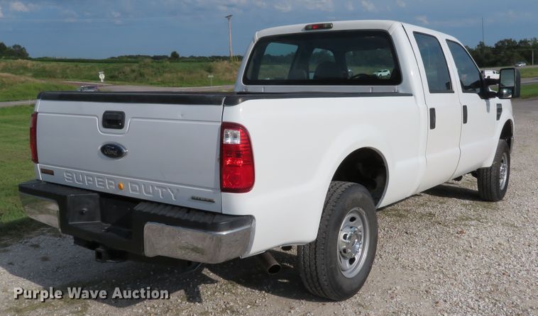 image for item DH1515 2010 Ford F250 Super Duty XL Crew Cab pickup truck