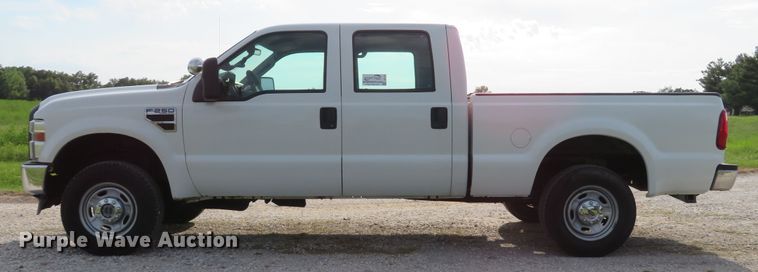 image for item DH1515 2010 Ford F250 Super Duty XL Crew Cab pickup truck