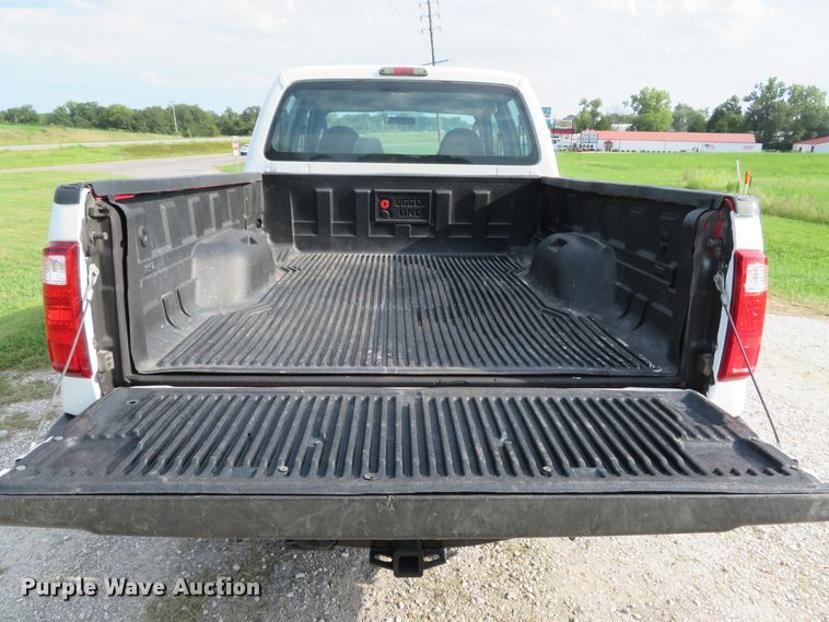 image for item DH1515 2010 Ford F250 Super Duty XL Crew Cab pickup truck