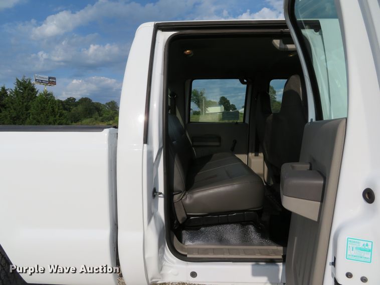 image for item DH1515 2010 Ford F250 Super Duty XL Crew Cab pickup truck