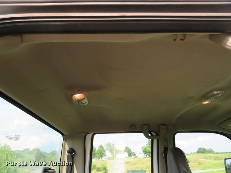 image for item DH1515 2010 Ford F250 Super Duty XL Crew Cab pickup truck